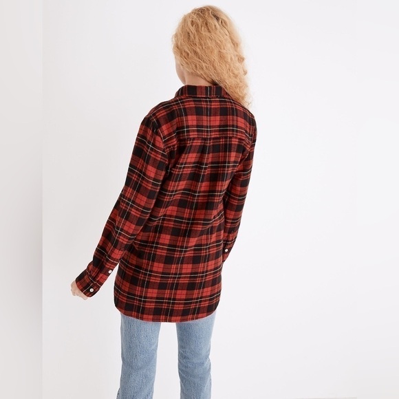 Madewell Classic Ex-Boyfriend Shirt in Red and Black Kirtling Plaid size Large - Picture 3 of 9